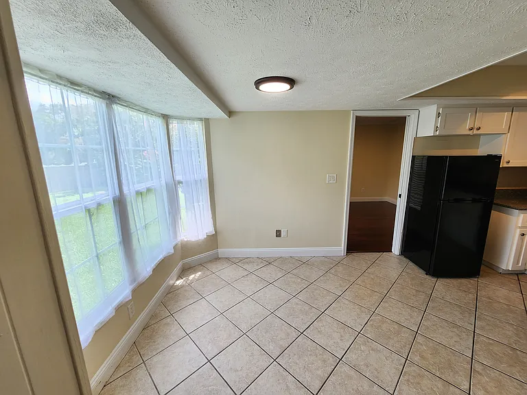 2403 Stonehill Ave — Photo 13
