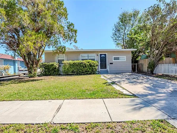 1542 39th St S, Saint Petersburg, FL 33711