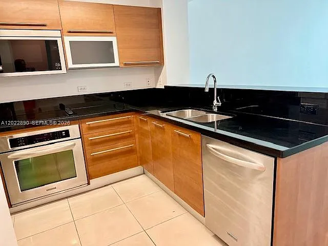 244 Biscayne Blvd #1805 — Photo 7