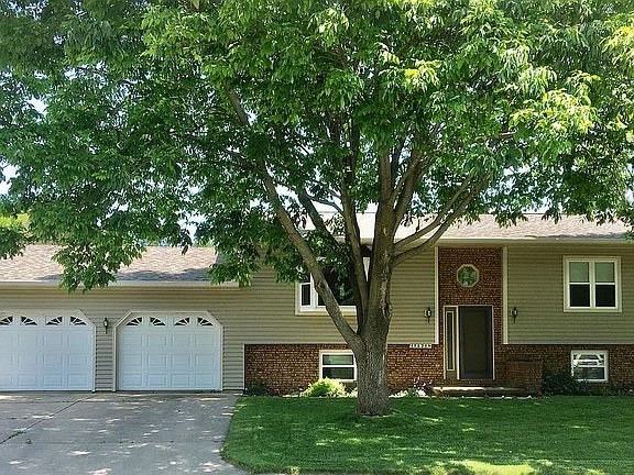 4th image of 1821 N Hardy Dr