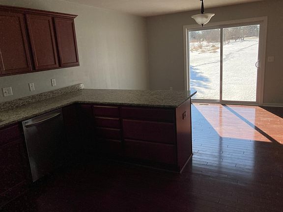 4th image of 4423 Lori Lynn Ln