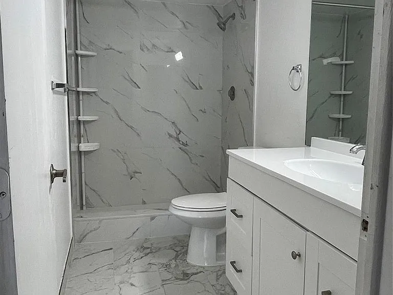 4158 Inverrary Dr #111 — Photo 26