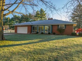 6683 Clifton Dr, Greenville, OH 45331