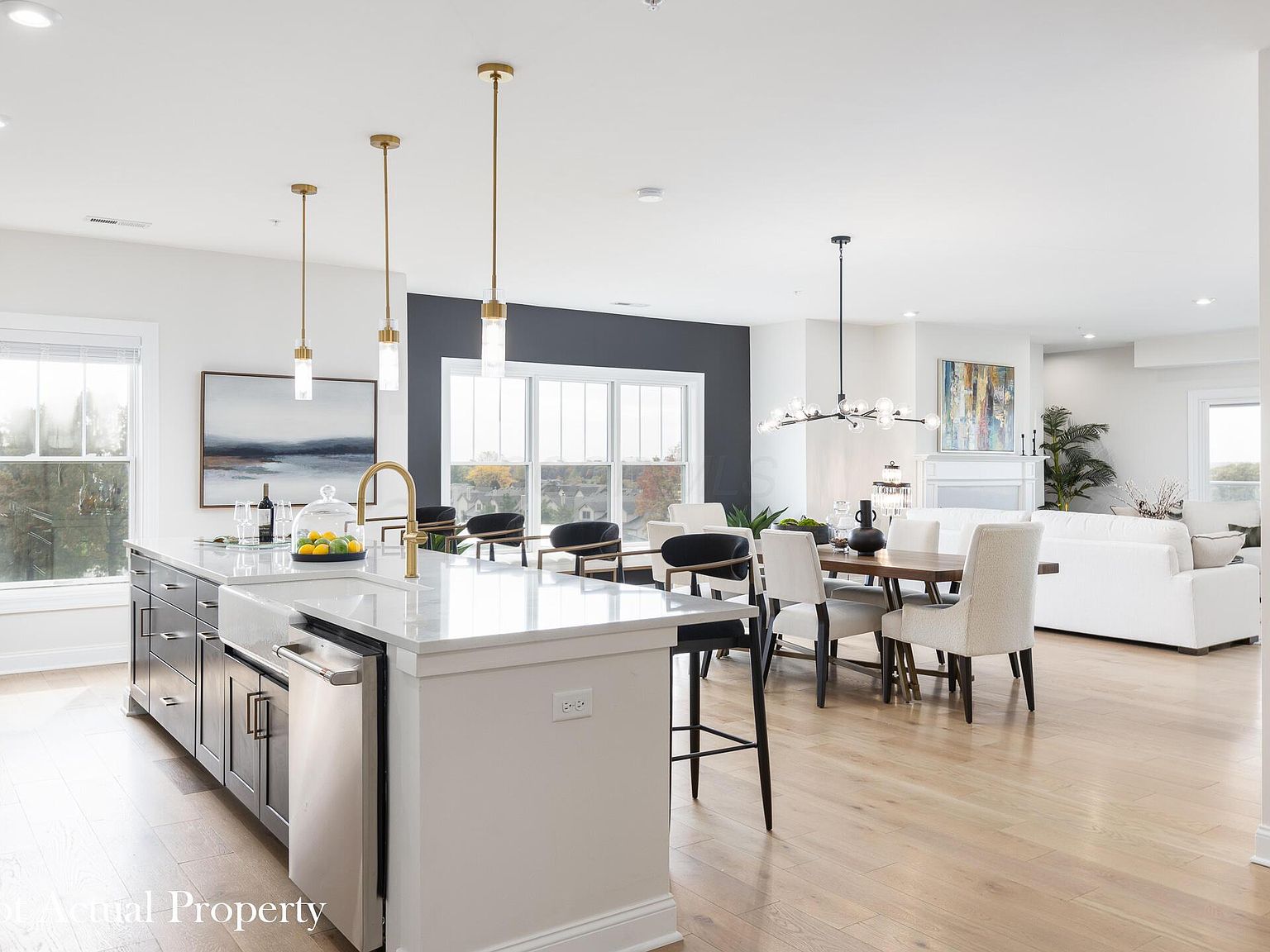 5211 Highpointe Lakes Dr #7301