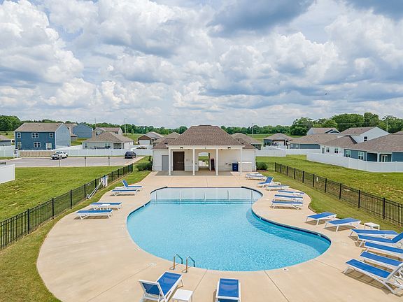 4th image of 114 Stammer Farms Blvd