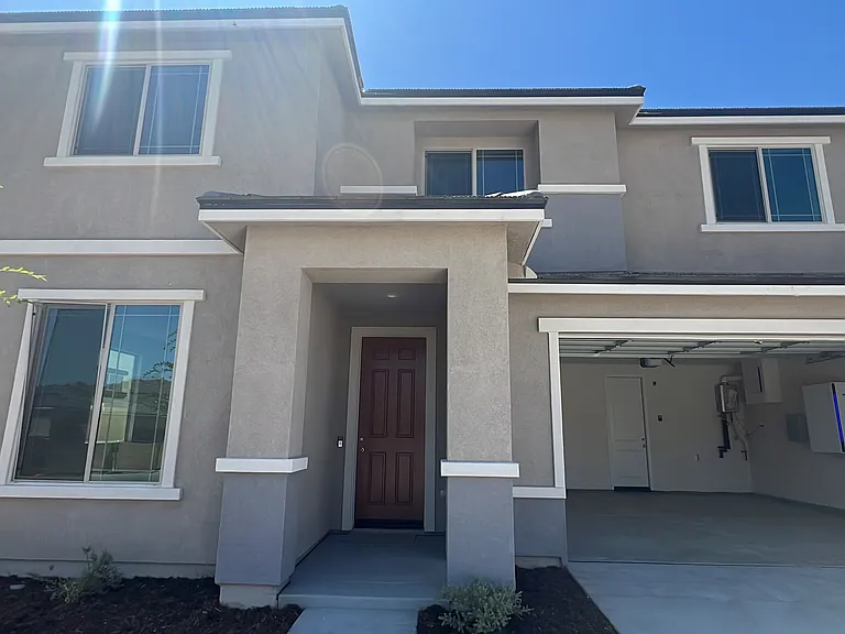 21469 Thomas Ct — Photo 4