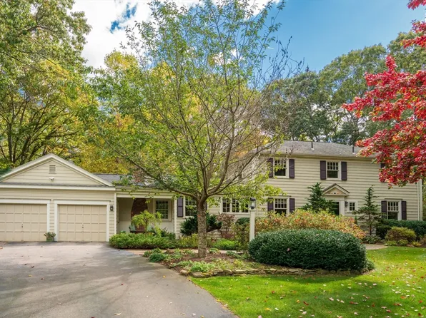 10 Wood Rd, Sherborn, MA 01770
