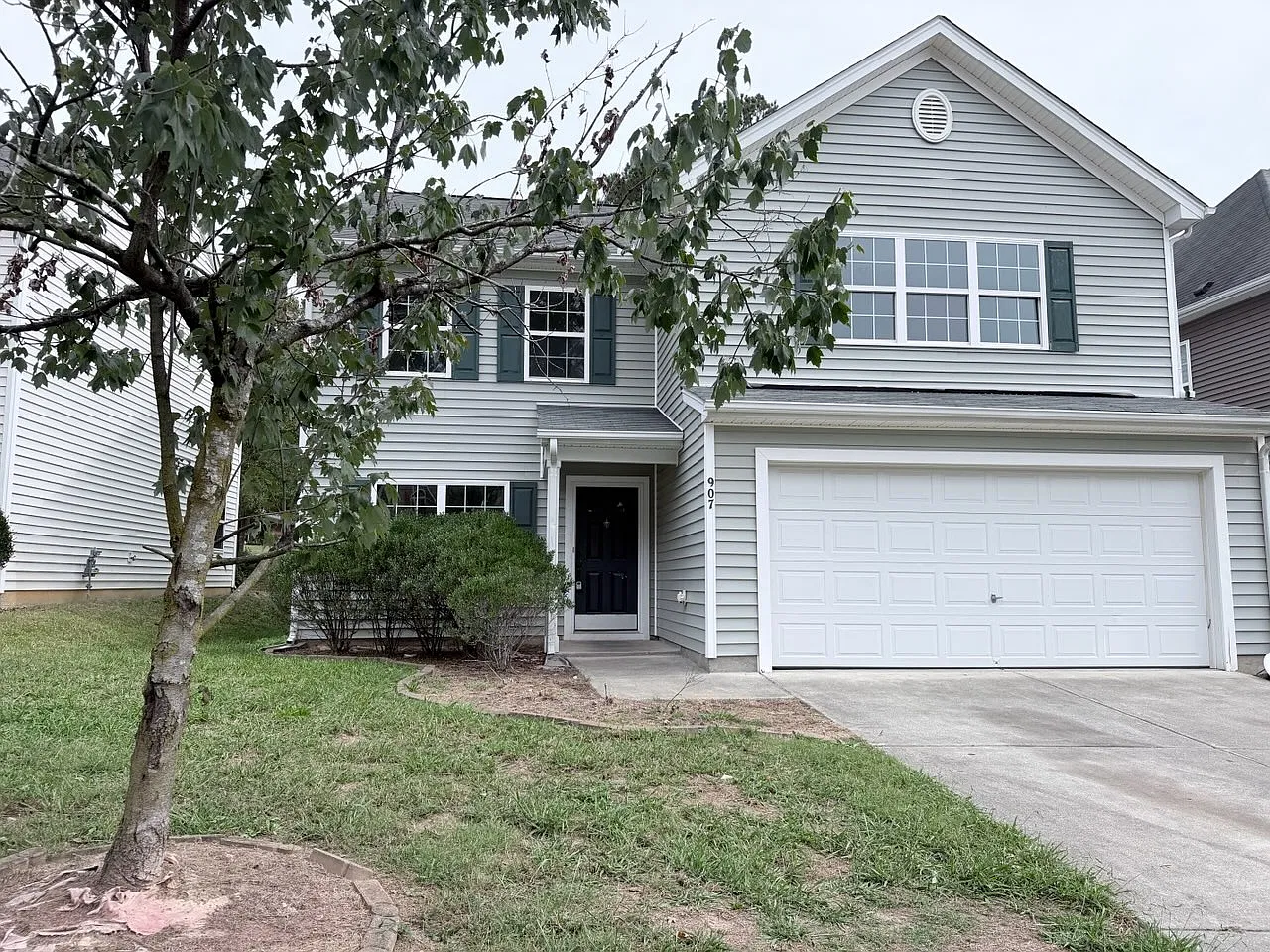 4 bed, 2096 sqft, $2,100 — Photo 1