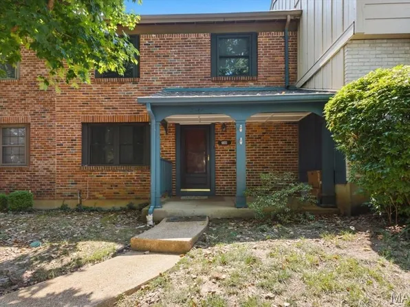 2344 Hidden Meadow Ln, Ballwin, MO 63021