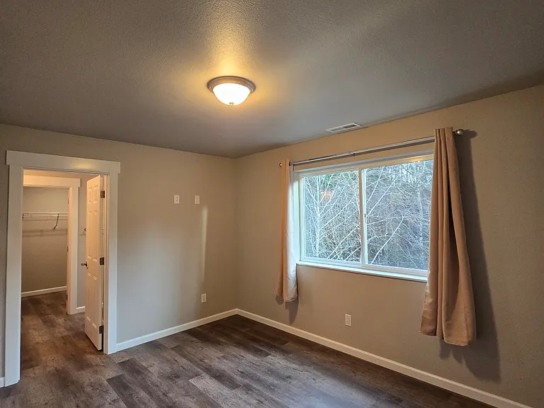 4265 Sequoia Loop — Photo 4