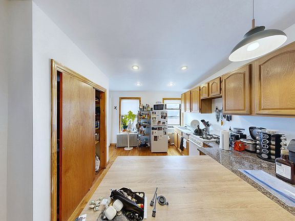 5th image of 967 Manhattan Ave APT 4