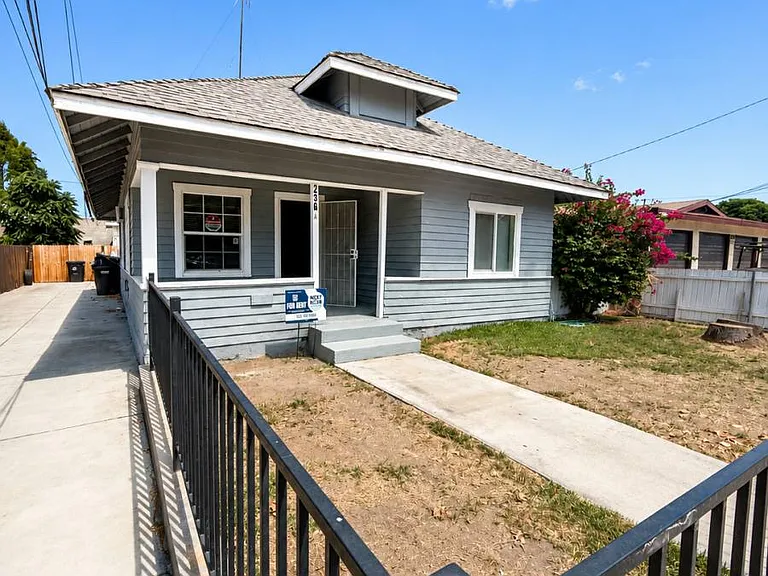 236 N Alessandro St — Photo 10