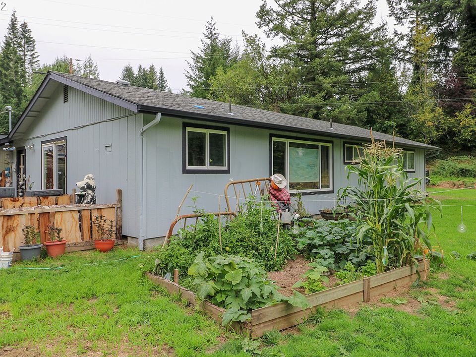 1485 N Ivy St, Coquille, OR 97423 Zillow