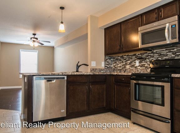 5th image of 1604 Railton Ct APT D