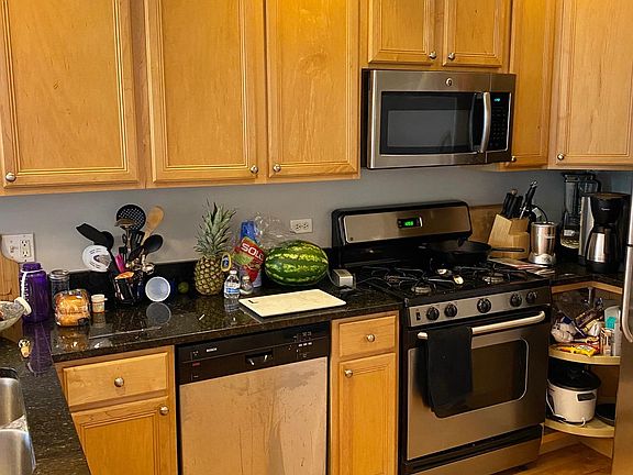 2nd image of 1433 N Bosworth Ave #2