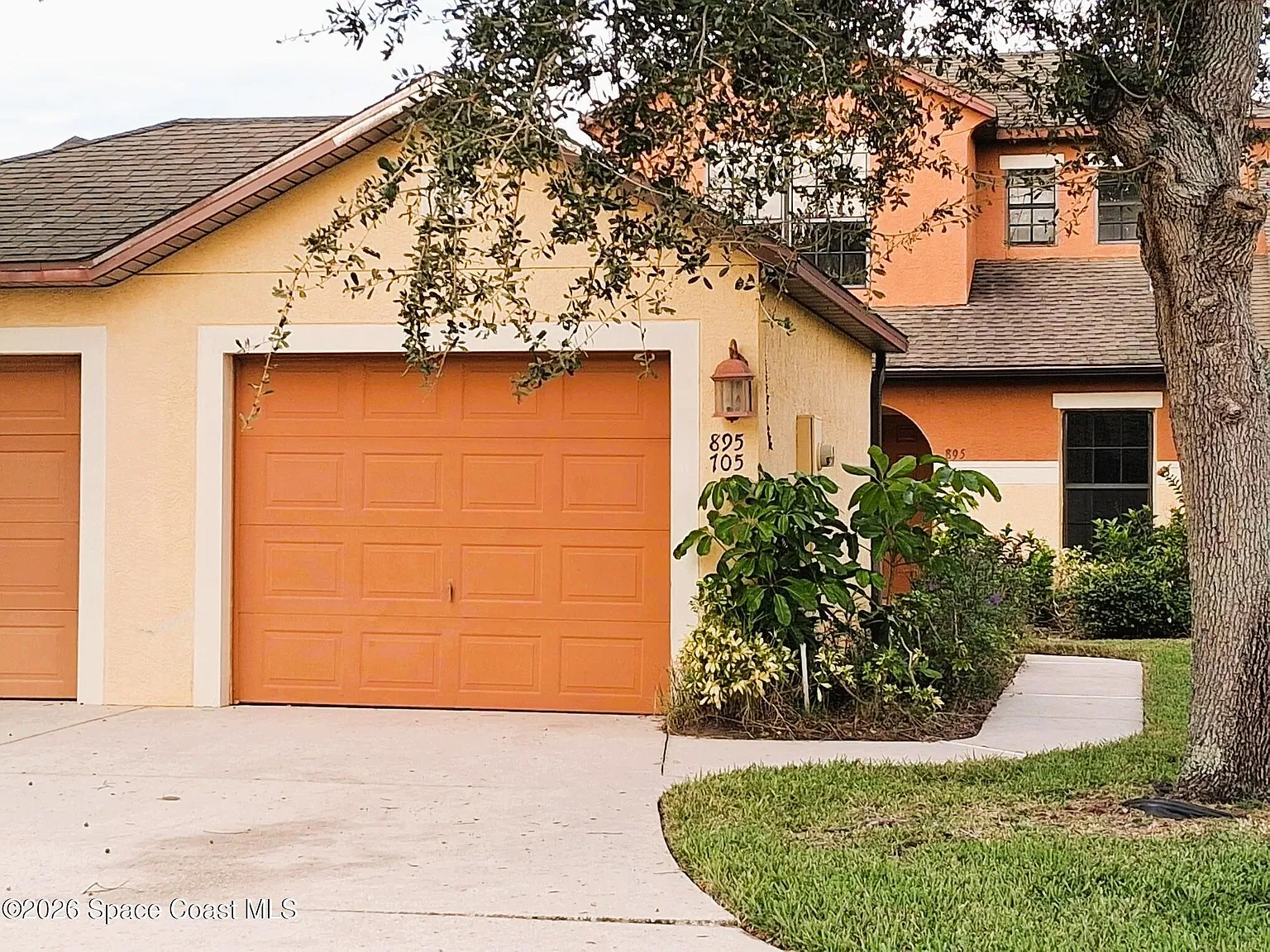 3 bed, 2.0 bath, 1277 sqft, $1,950 — Photo 2