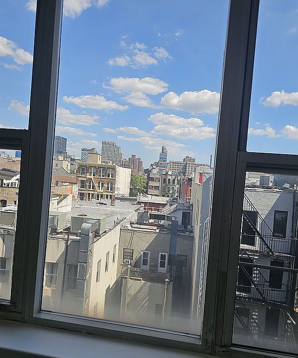 1st image of 80 Elizabeth St APT 6M