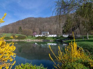 996 Tom Feamster Rd, Alderson, WV 24910