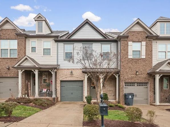 1482 Channing Dr