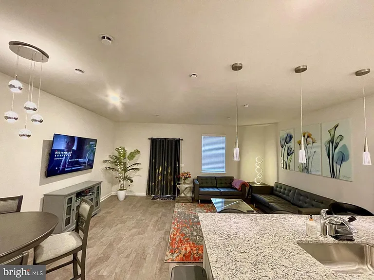 158 Allison Dr — Photo 8