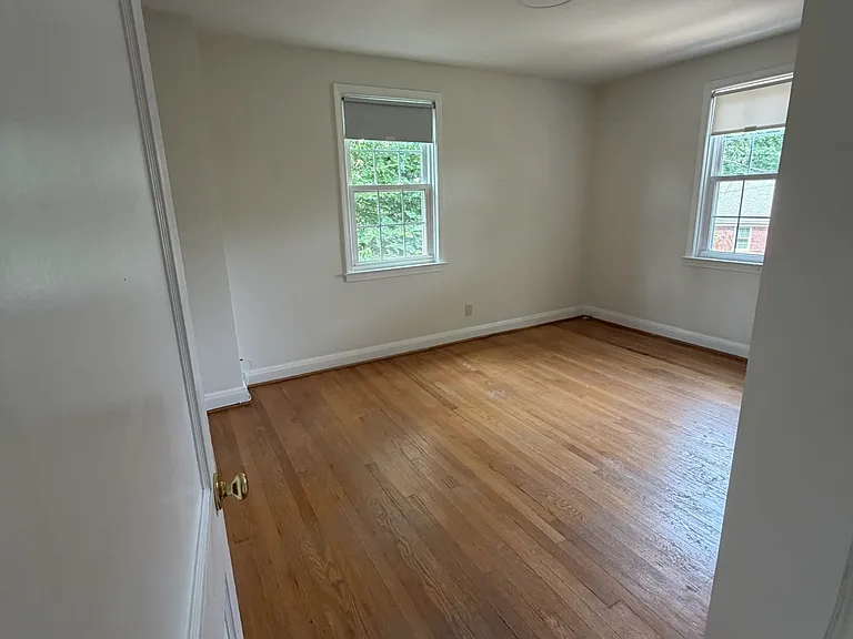 114 Brandon Rd — Photo 28