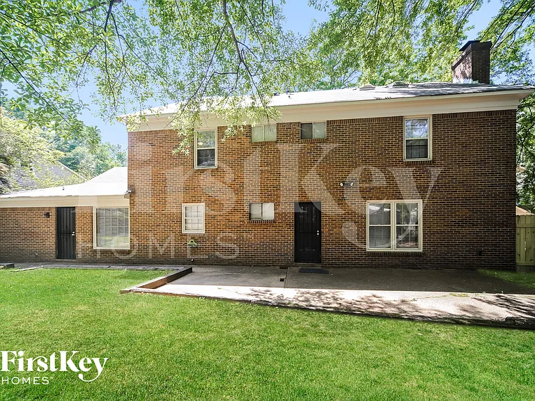 7006 Loddon Cv — Photo 15