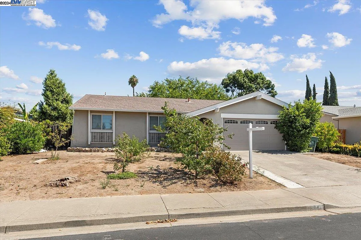 264 Scherman Way photo 1