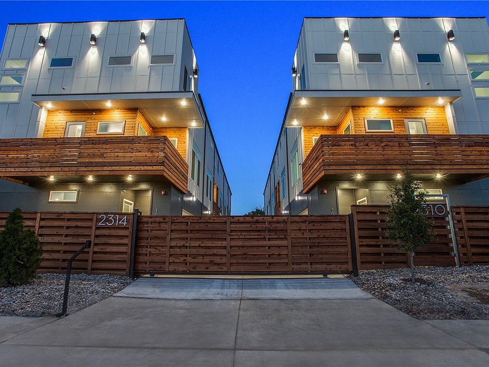 1st image of 2314 N Carroll Ave #103