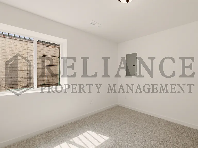 5249 N Pinecrest St — Photo 40