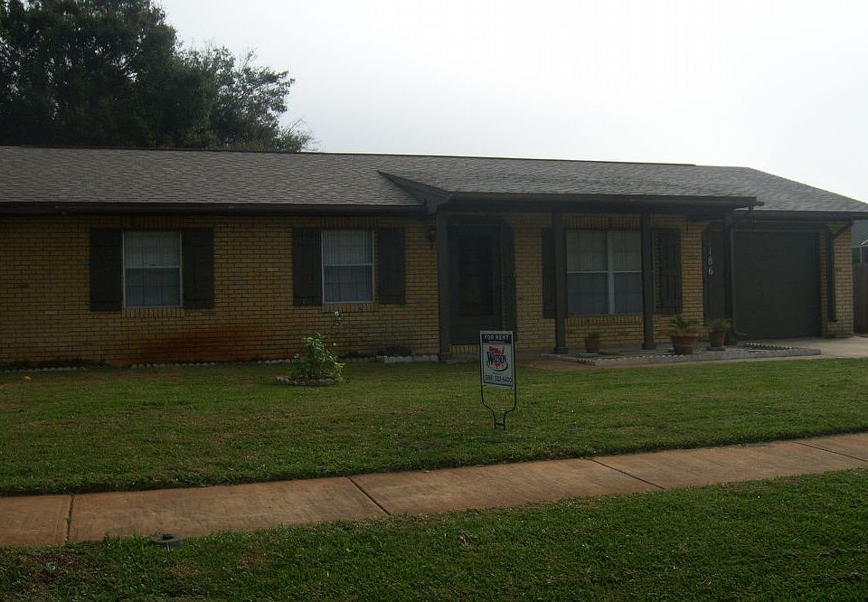 1st image of 186 Leisure Cir