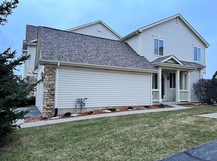 4259 Sparrow Hawk Dr, Loves Park, IL 61111