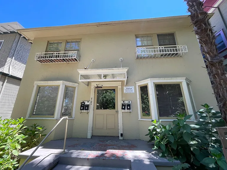 721 22nd Street — Photo 1