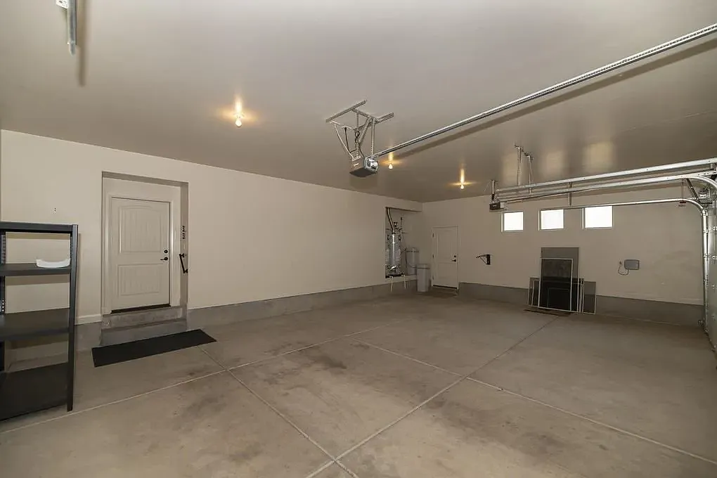 Building Photo - 1237 W 2370 S