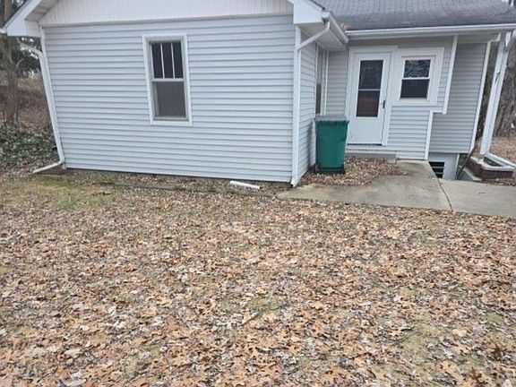 3rd image of 1031 Betterly Rd