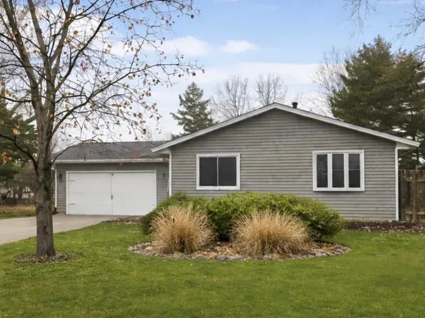 8316 Hampshire Ave N, Brooklyn Park, MN 55445