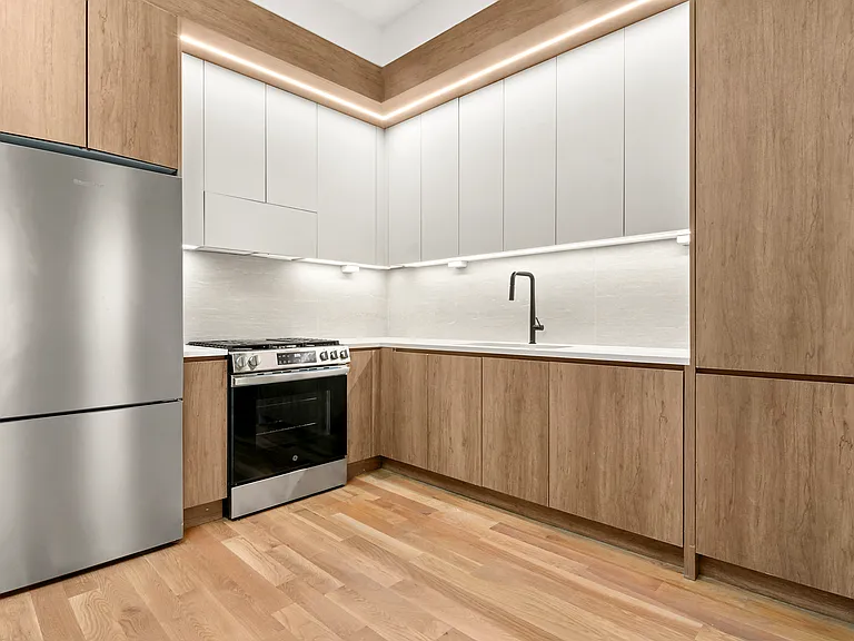 239 Kingston Ave #3 — Photo 9