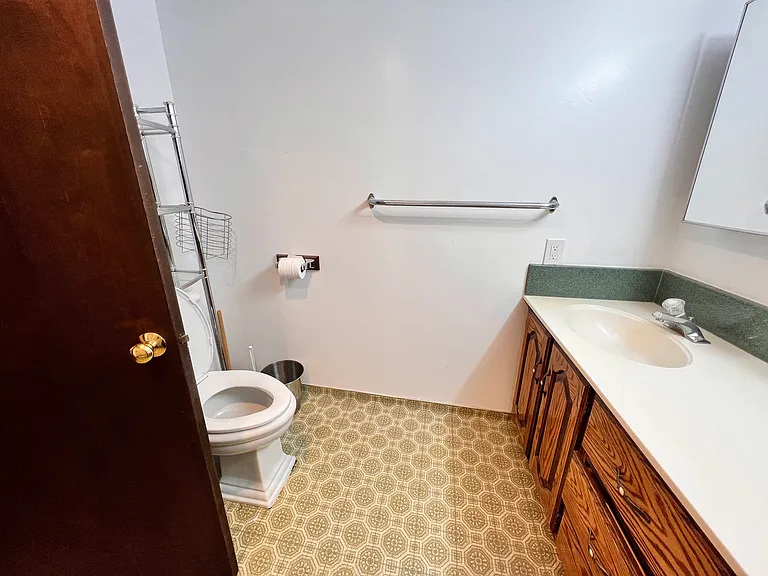 1975 Laguna Vista Dr — Photo 13
