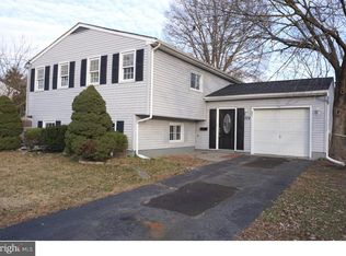 772 Lancing Rd, West Deptford, NJ 08096