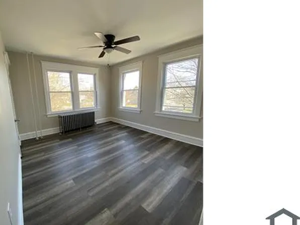 360 Elm Ave, Woodbury Heights, NJ