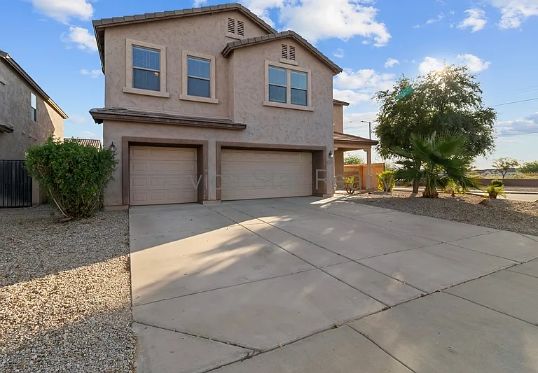30191 W Mulberry Dr — Photo 2
