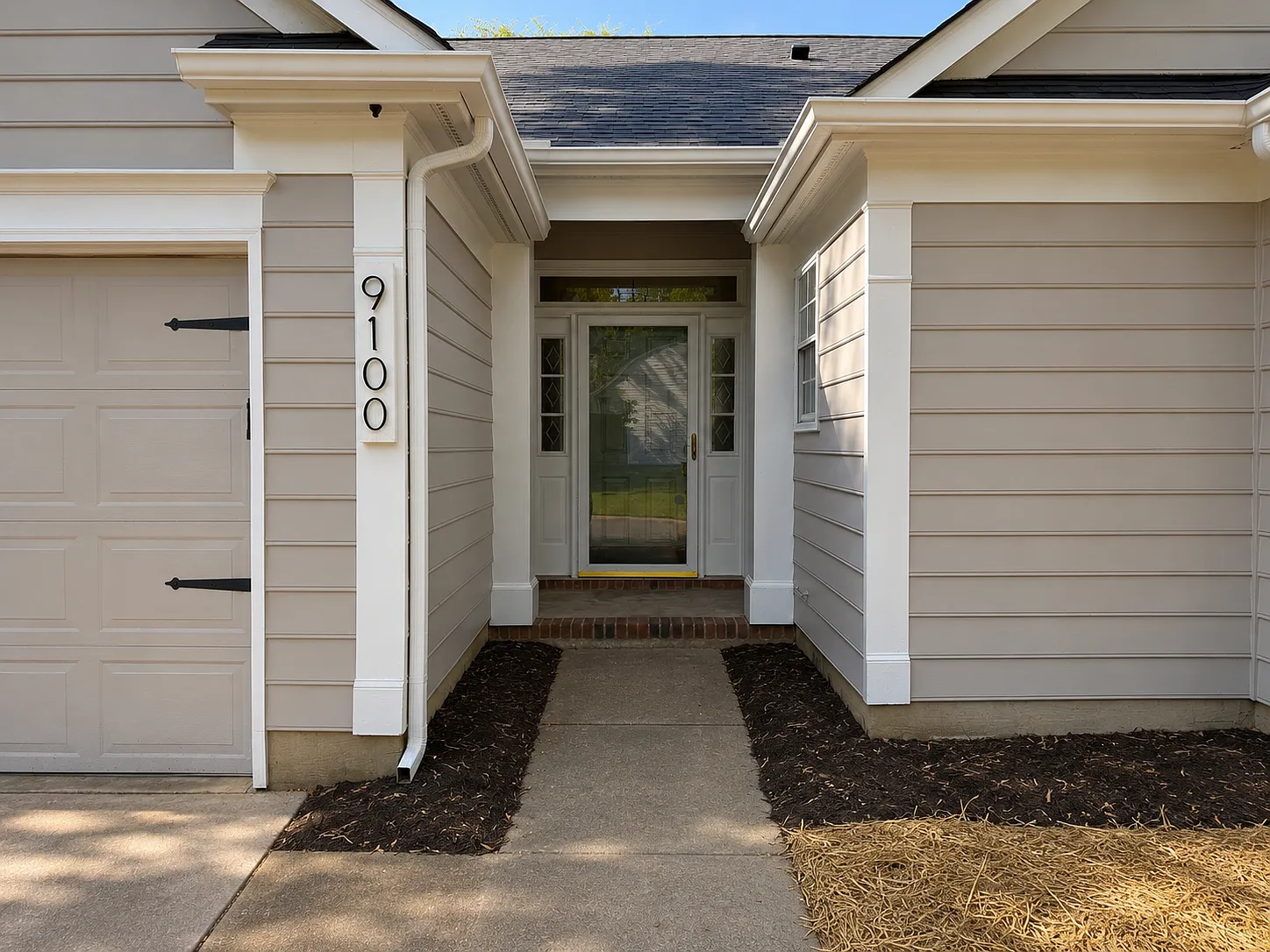 3 bed, 1257 sqft, $1,895 — Photo 2