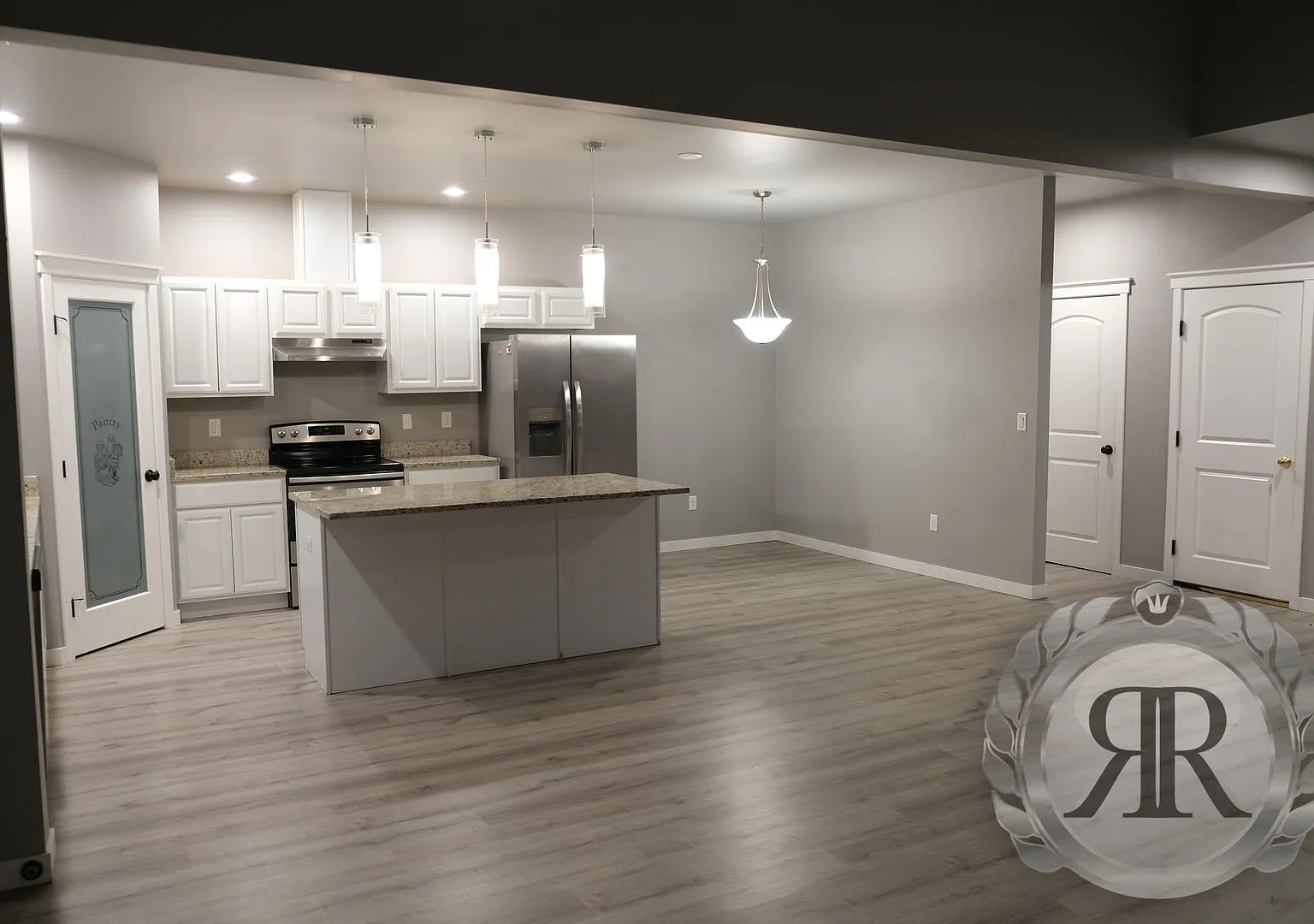 West Valley - 3 Bedroom, 2 1/2 Bath Duplex, 2 Car Garage — Photo 3
