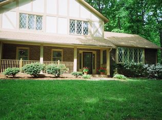 107 Huntshire Pl, Forest, VA 24551