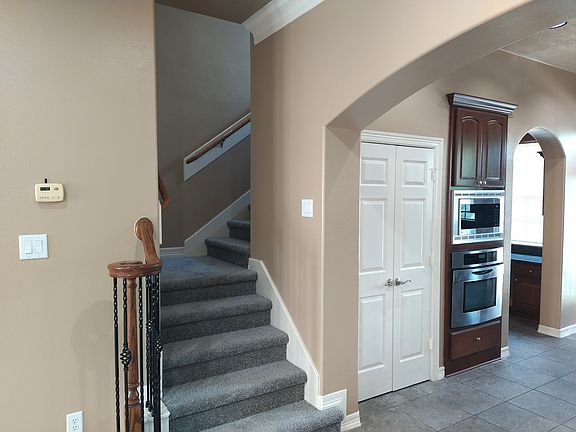 4th image of 8006 Stoneyway Dr