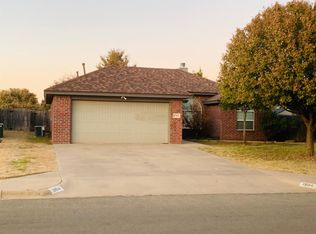 1904 77th St, Lubbock, TX 79423
