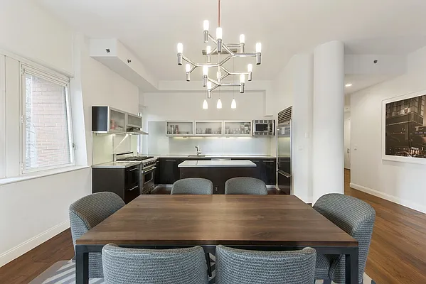 Sold by Nest Seekers International | media 4