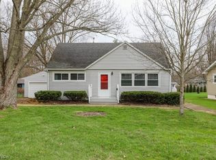 726 Artesian Ave, Newton Falls, OH 44444