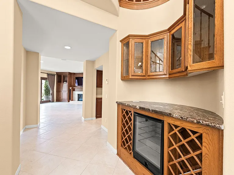 2663 Yellowwood Dr — Photo 43