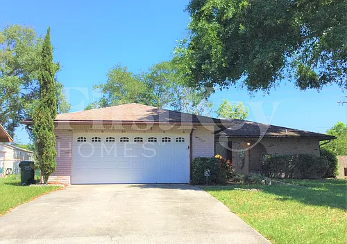 3926 Woodburn Loop E Photo 1
