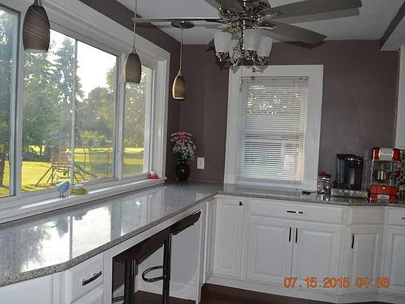 5th image of 130 McMillen Ave